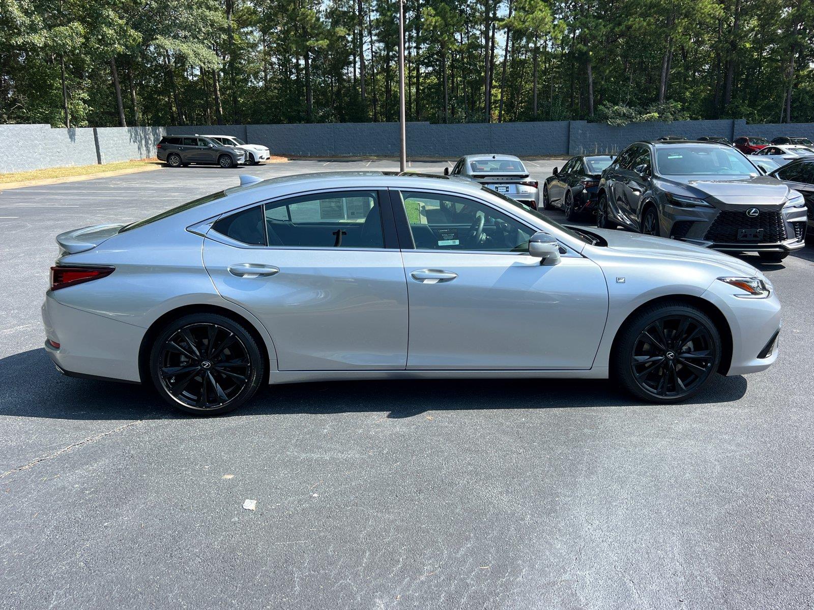 Used 2023 Lexus ES Sedan