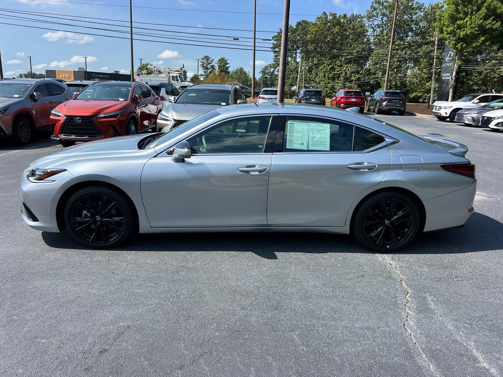 Used 2023 Lexus ES Sedan
