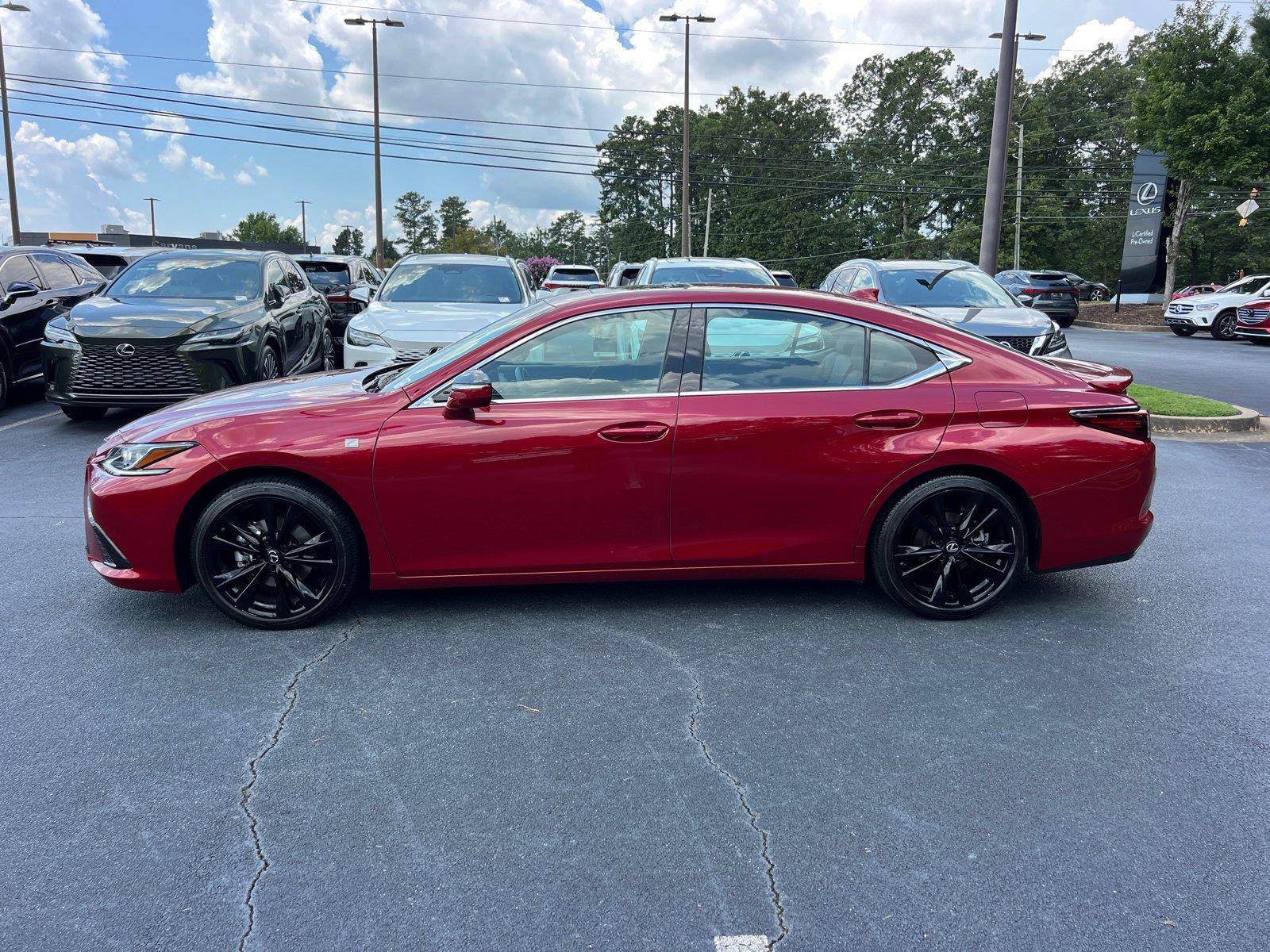 Used 2024 Lexus ES Sedan