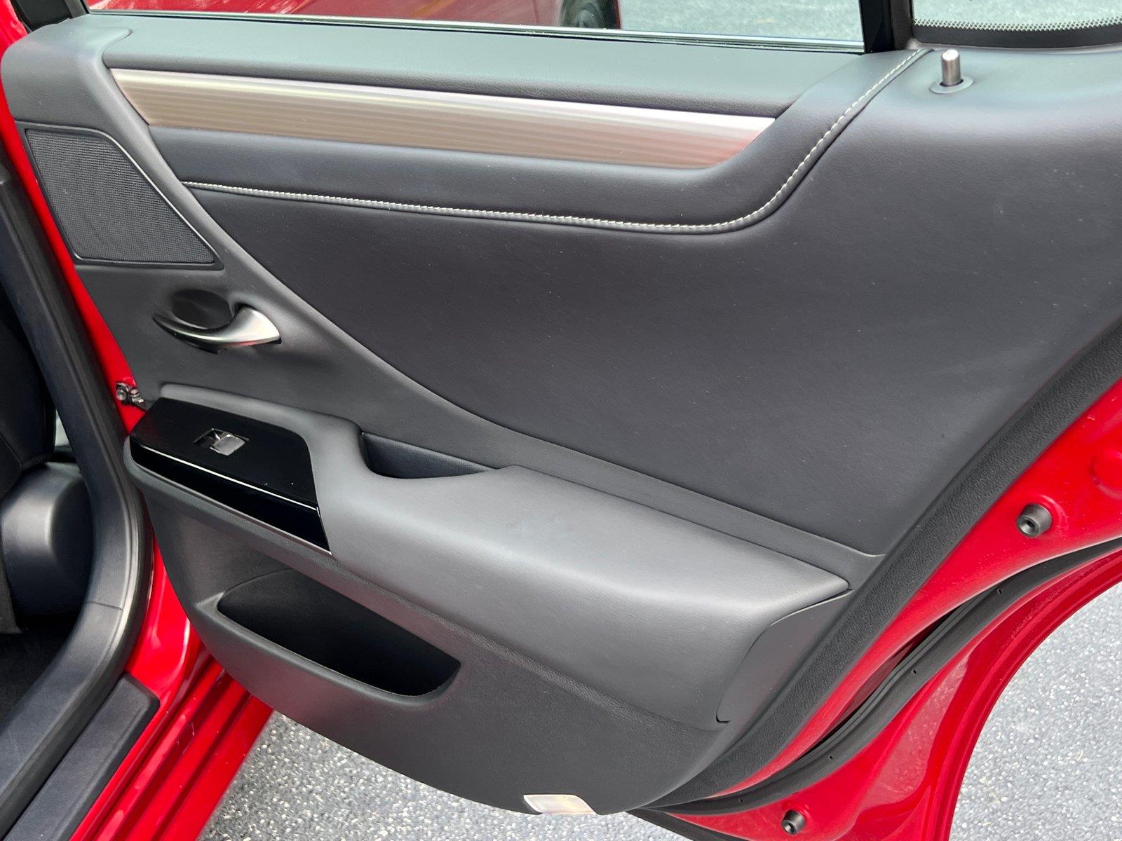 Used 2024 Lexus ES Sedan