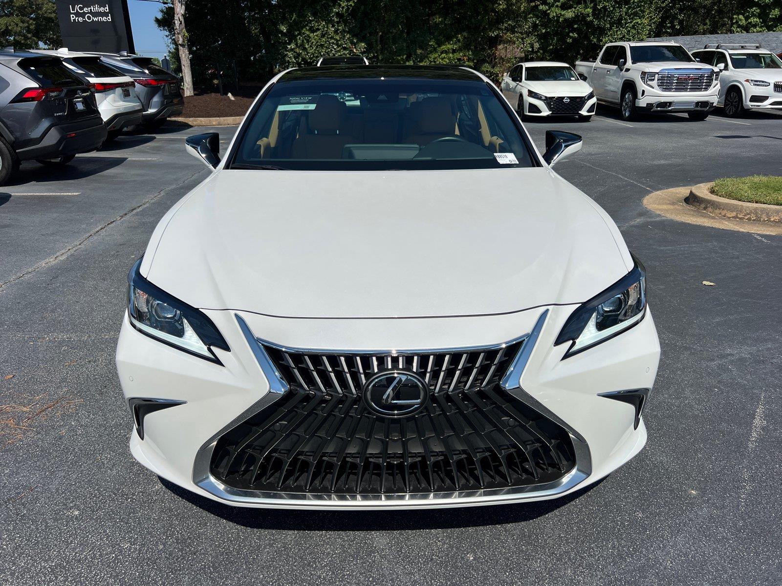 Used 2025 Lexus ES Sedan