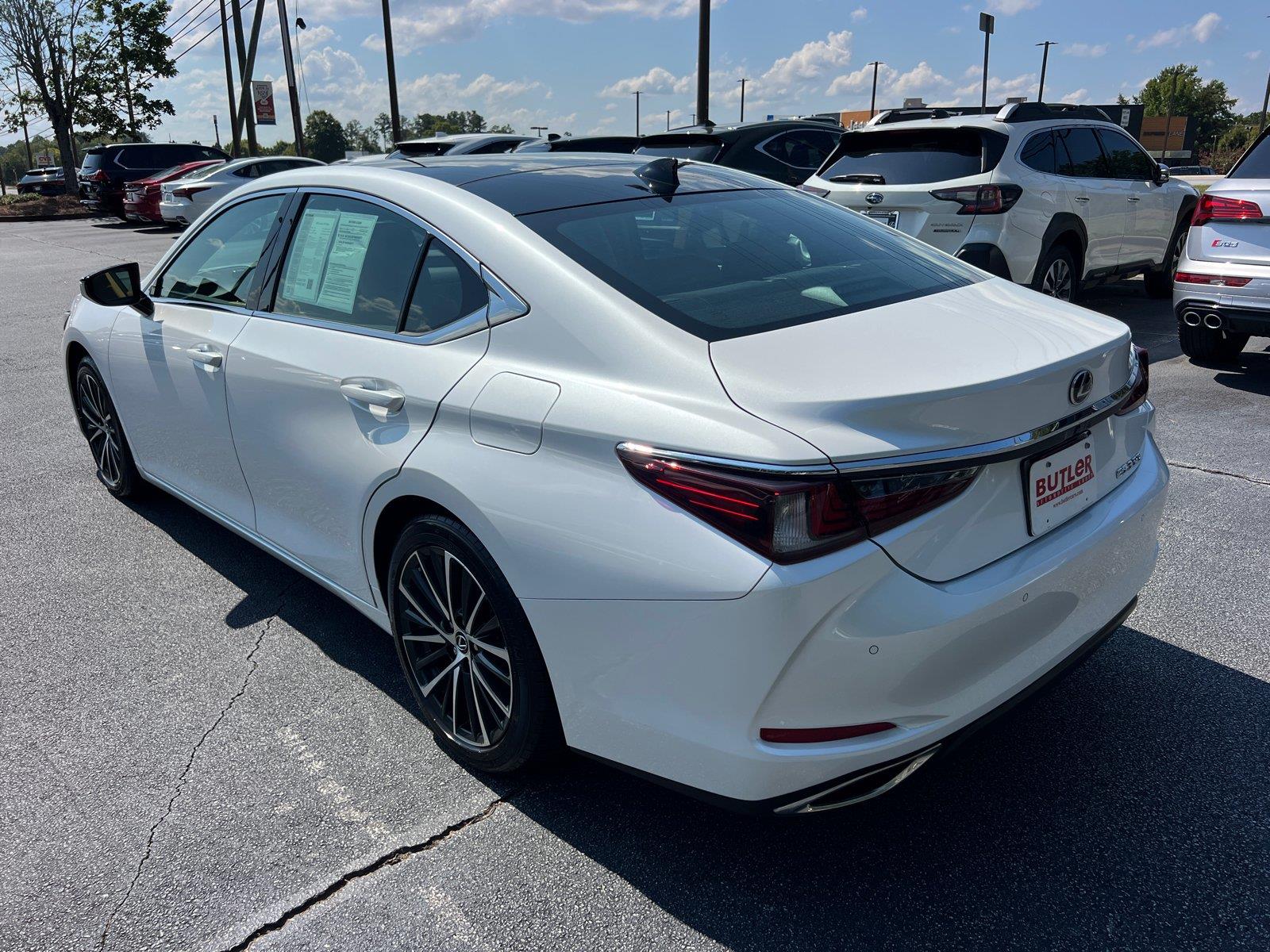 Used 2025 Lexus ES Sedan