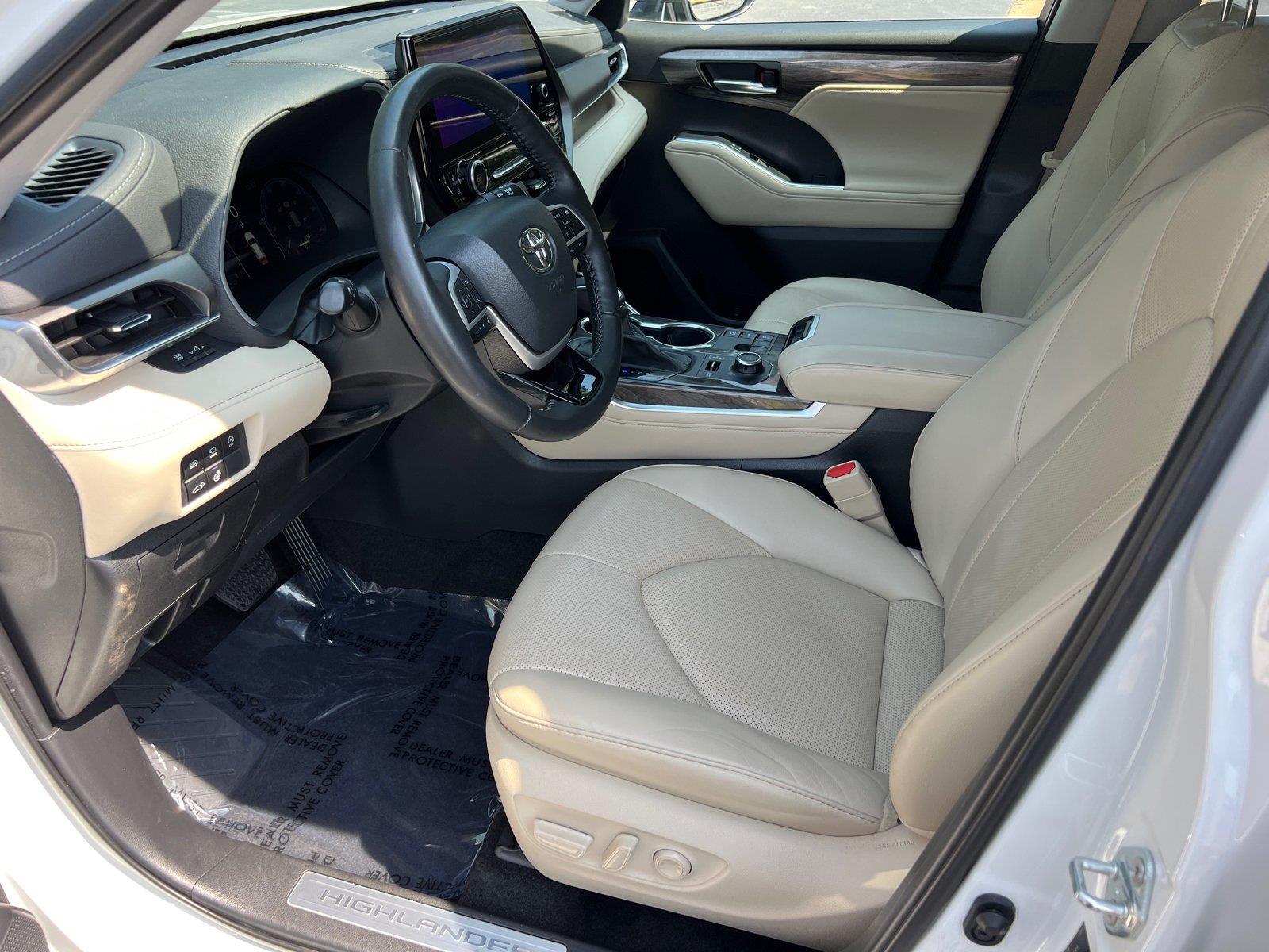 Used 2023 Toyota Highlander SUV