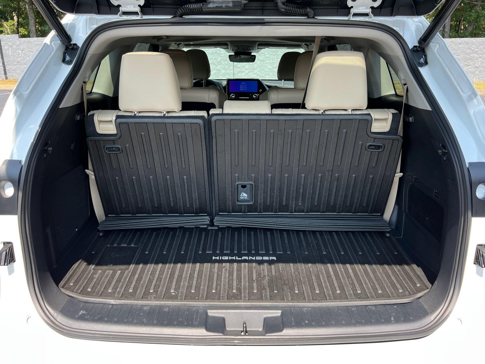Used 2023 Toyota Highlander SUV