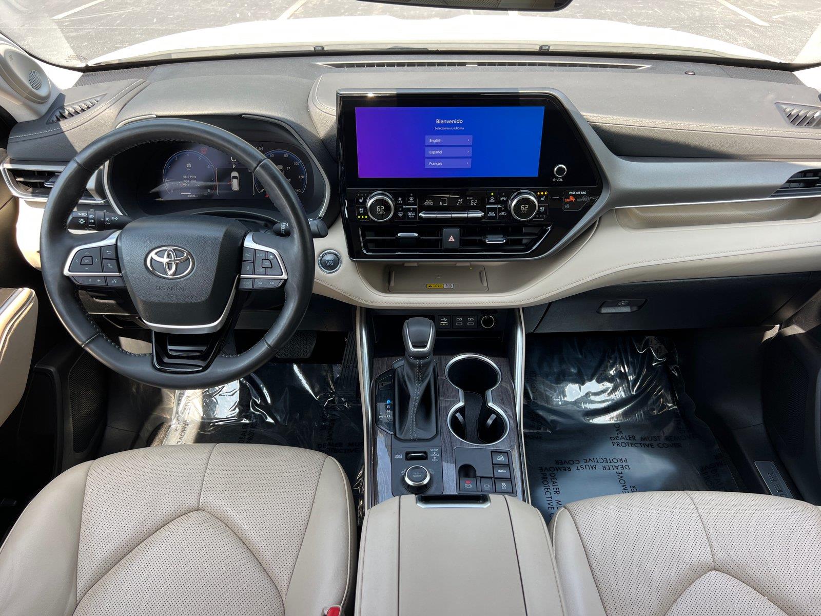 Used 2023 Toyota Highlander SUV