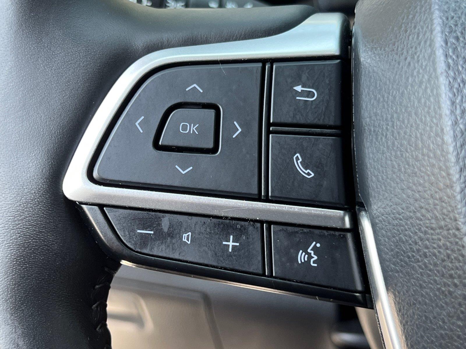 Used 2023 Toyota Highlander SUV