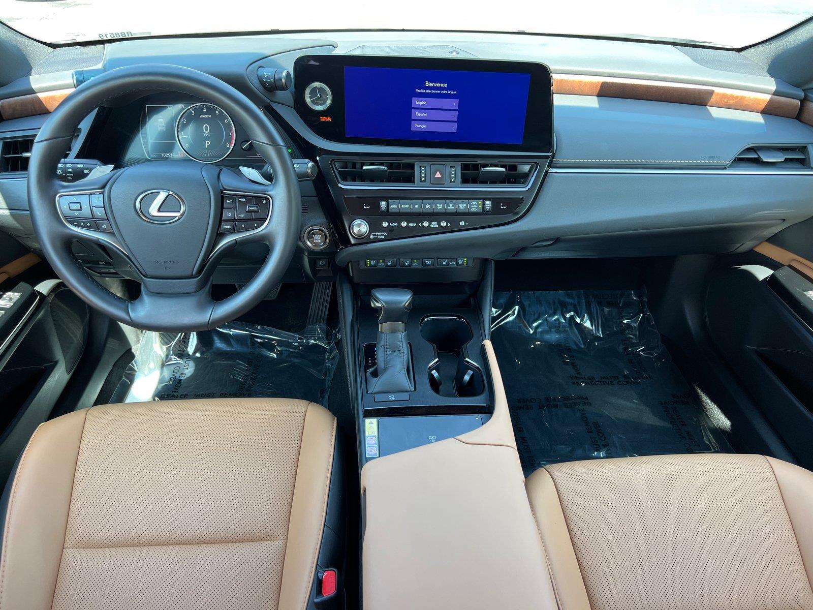 Used 2025 Lexus ES Sedan