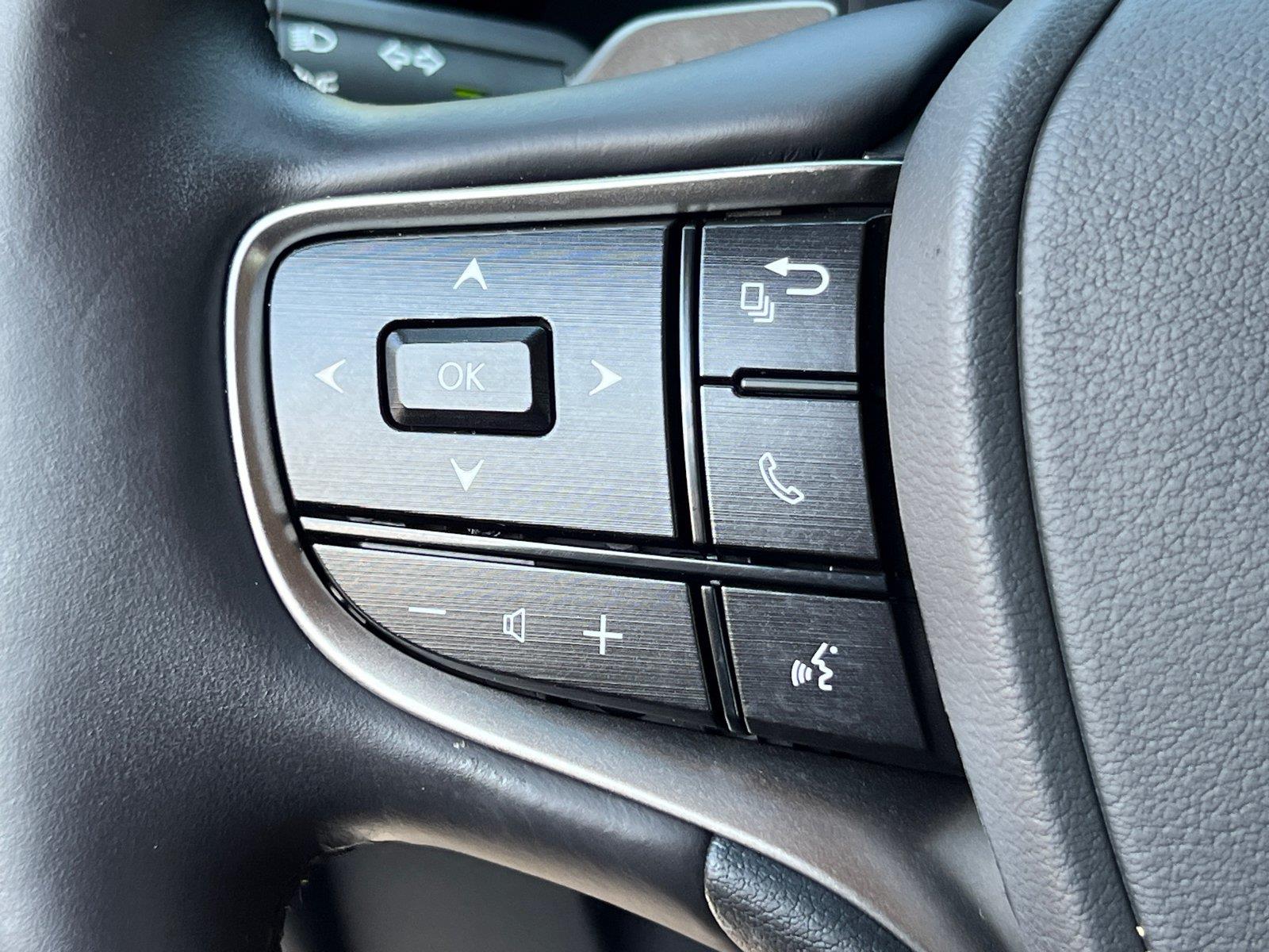 Used 2025 Lexus ES Sedan