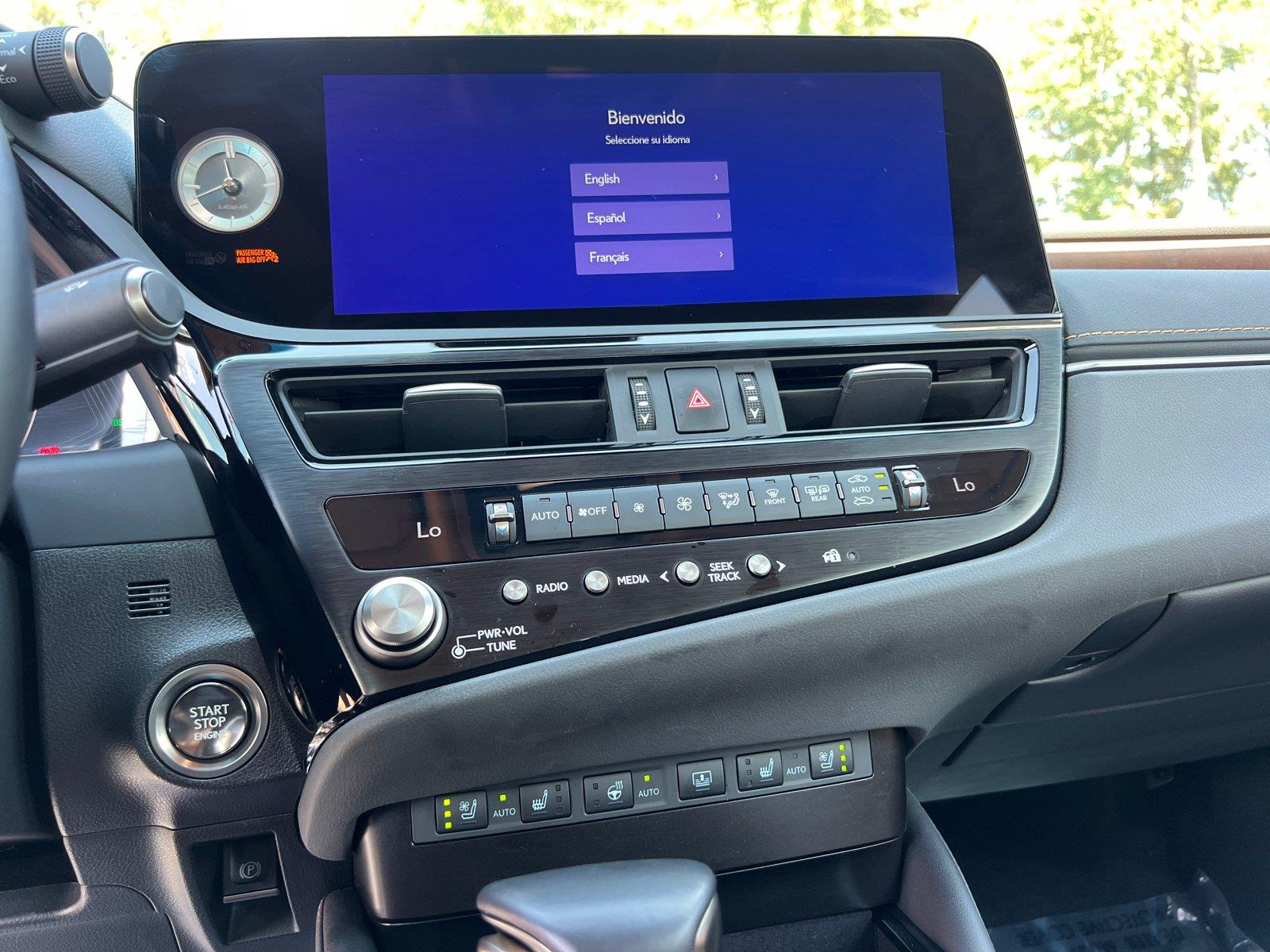 Used 2025 Lexus ES Sedan