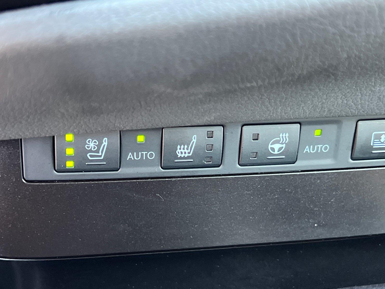 Used 2025 Lexus ES Sedan