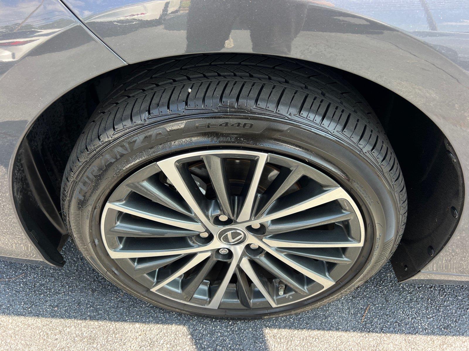 Used 2025 Lexus ES Sedan