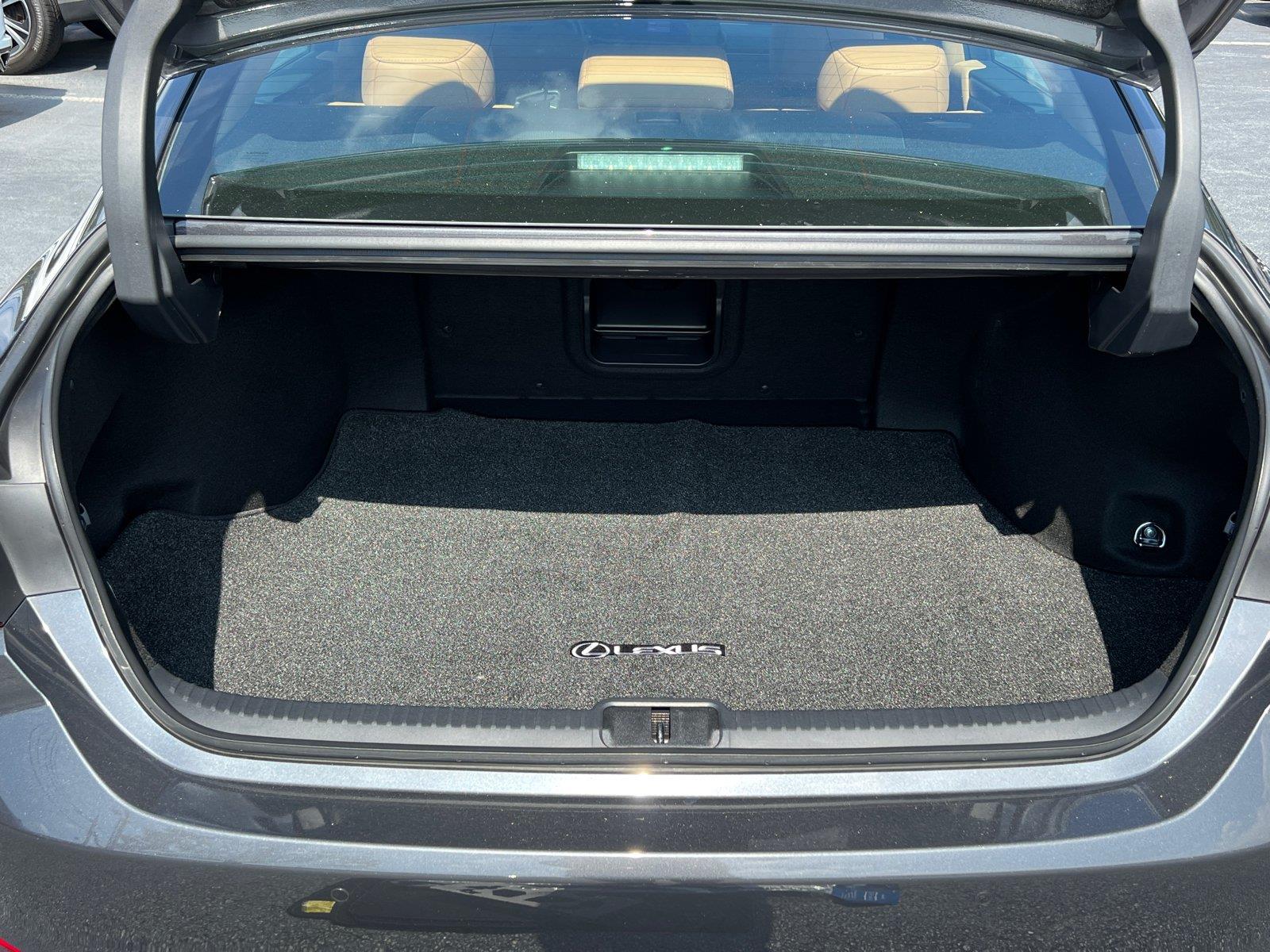 Used 2025 Lexus ES Sedan