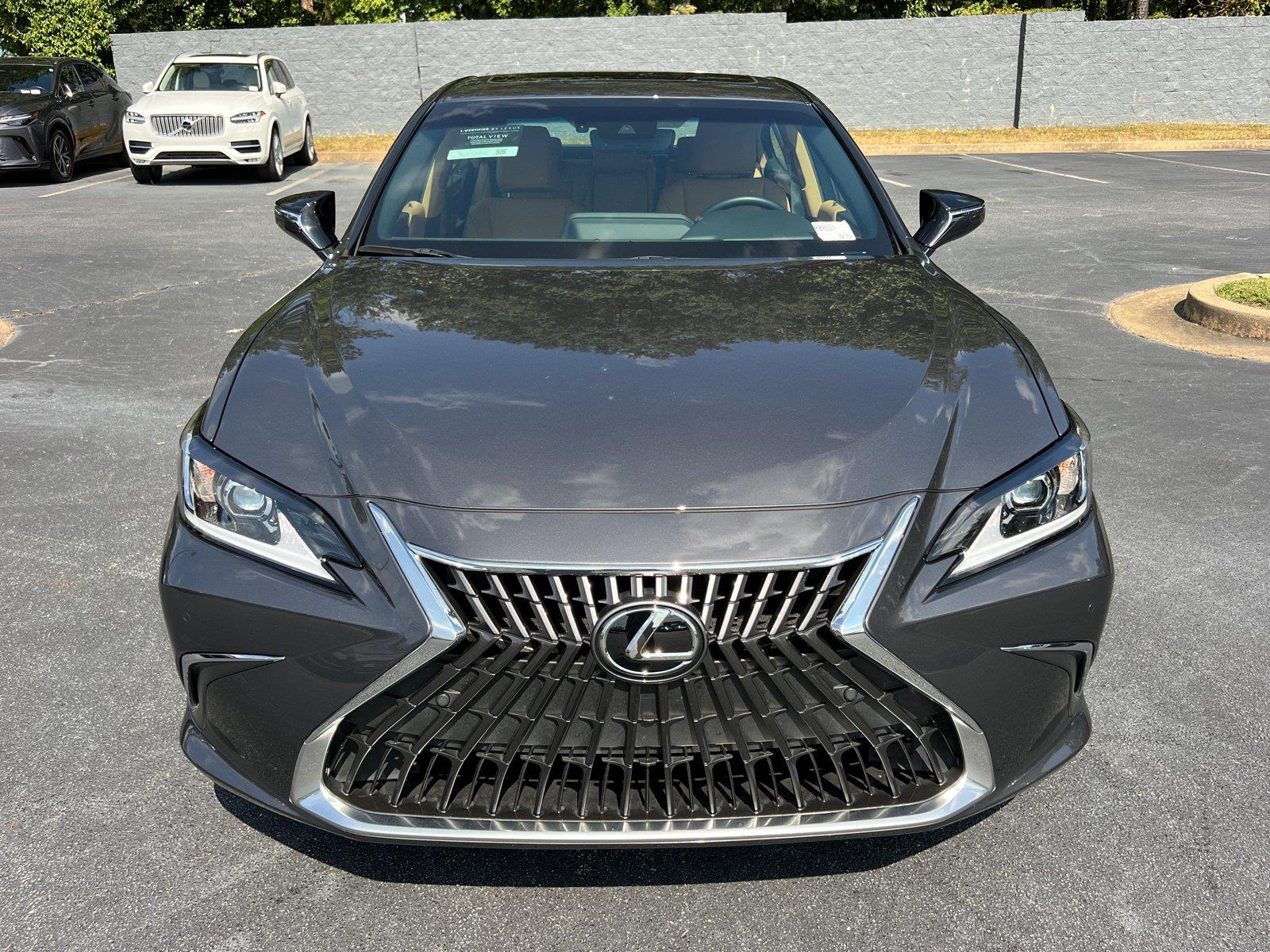 Used 2025 Lexus ES Sedan