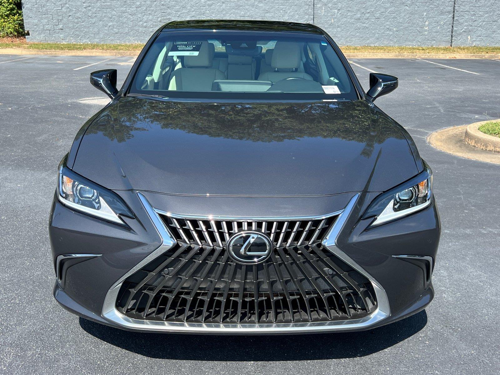 Used 2025 Lexus ES Sedan