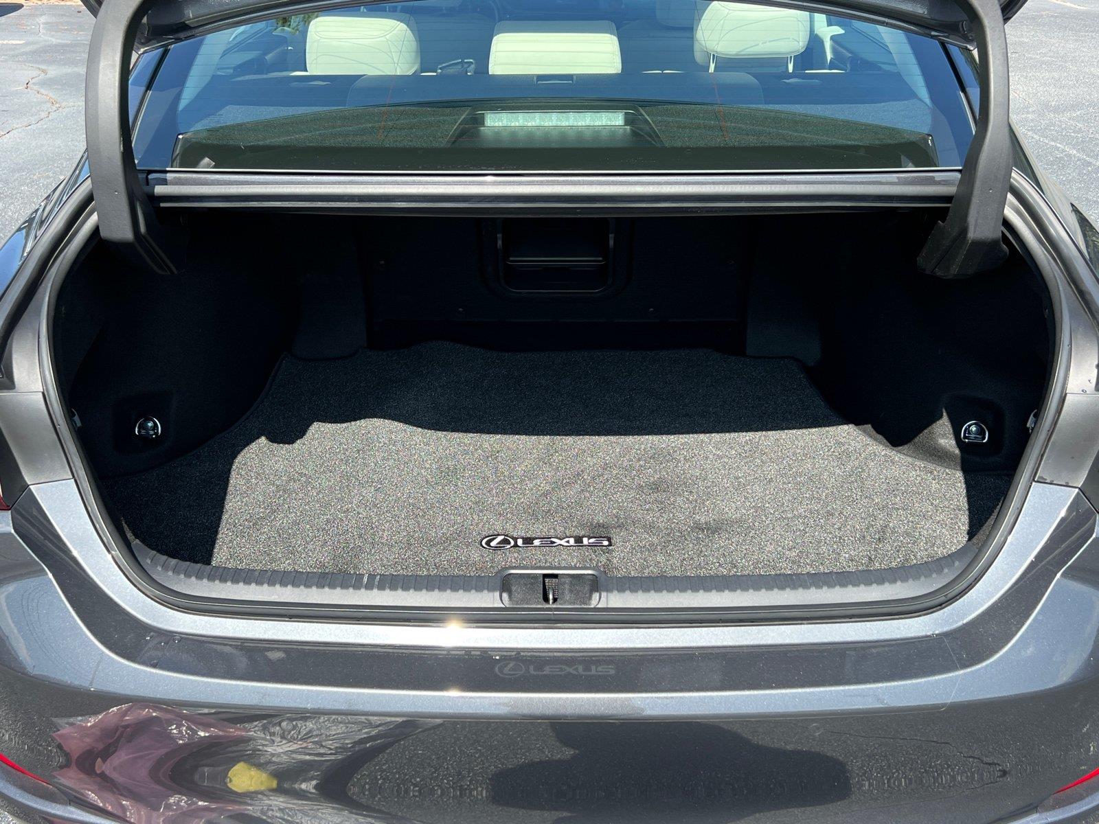 Used 2025 Lexus ES Sedan