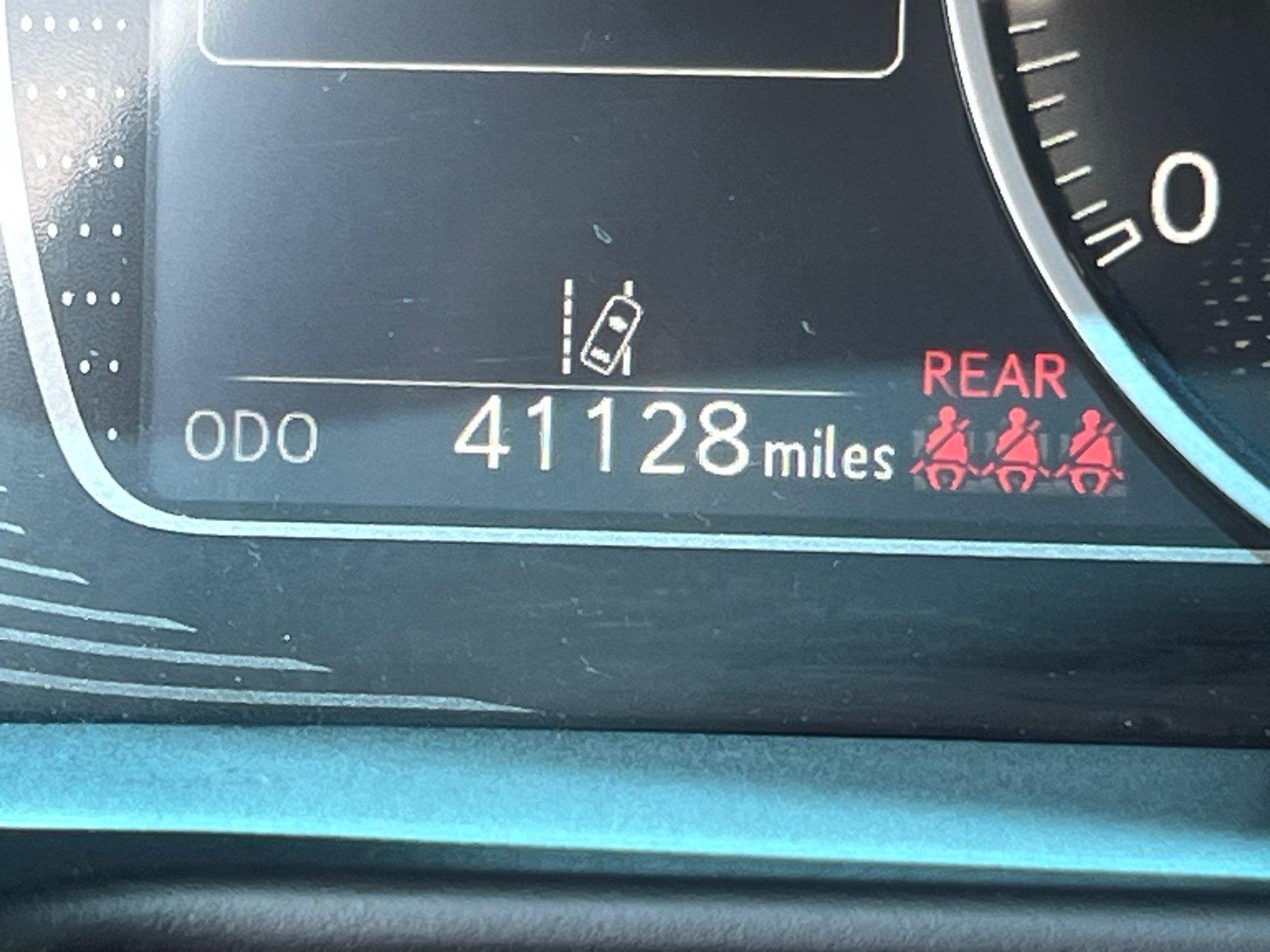 Used 2025 Lexus ES Sedan