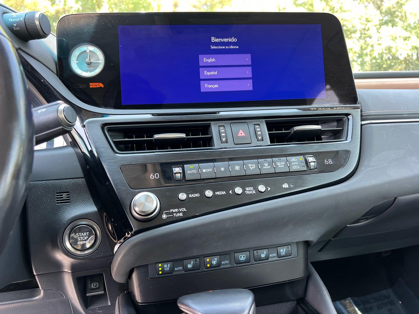 Used 2025 Lexus ES Sedan
