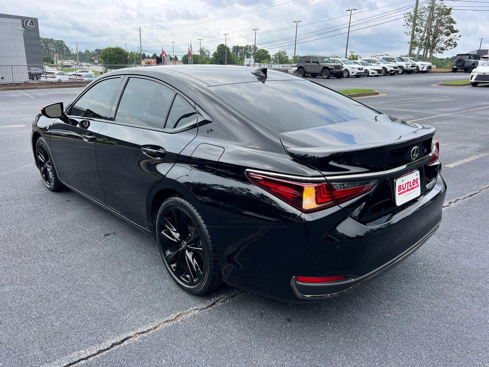 Used 2024 Lexus ES Sedan
