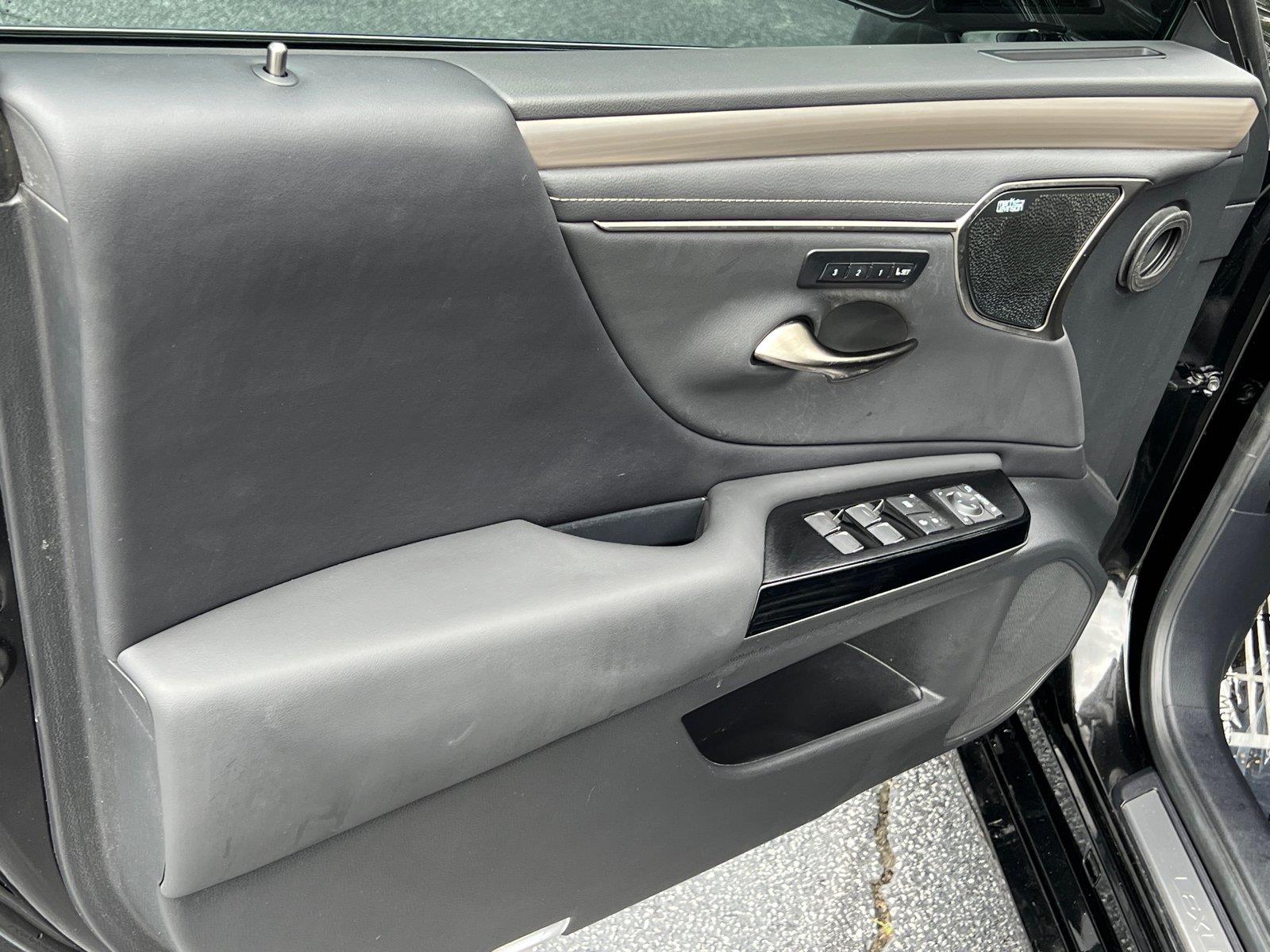 Used 2024 Lexus ES Sedan