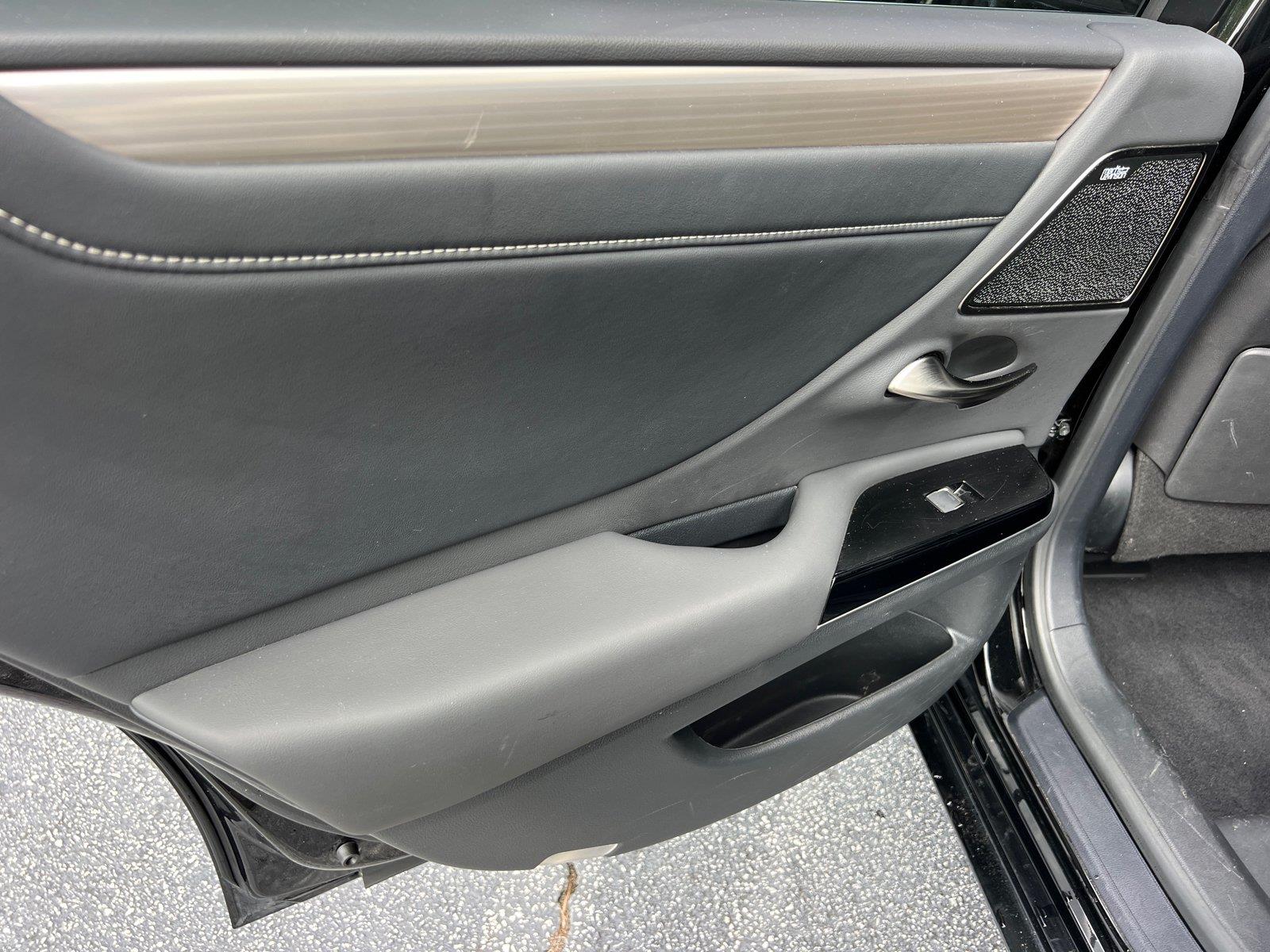 Used 2024 Lexus ES Sedan