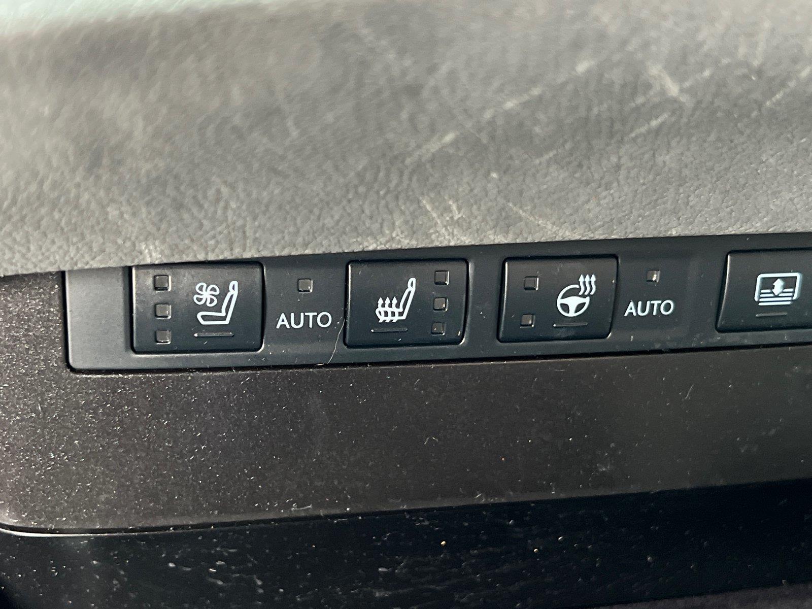 Used 2024 Lexus ES Sedan