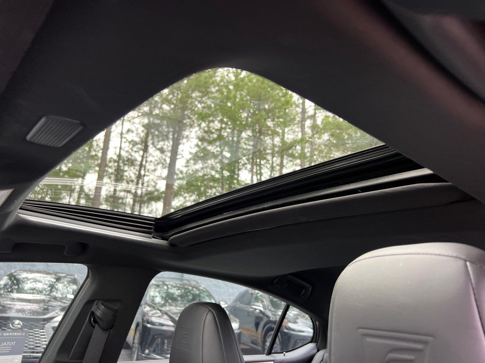 Used 2024 Lexus ES Sedan