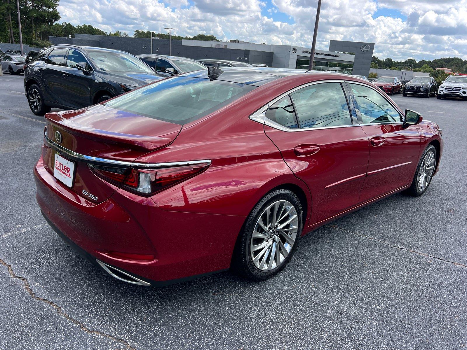 Used 2023 Lexus ES Sedan