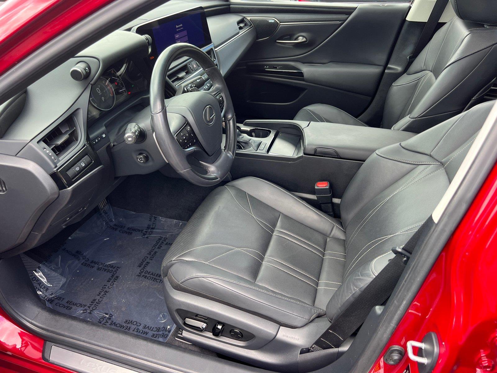 Used 2023 Lexus ES Sedan