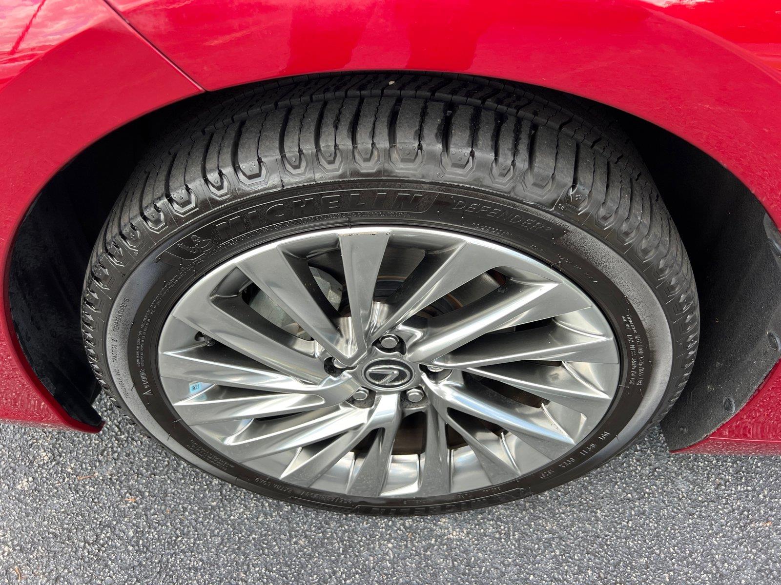 Used 2023 Lexus ES Sedan