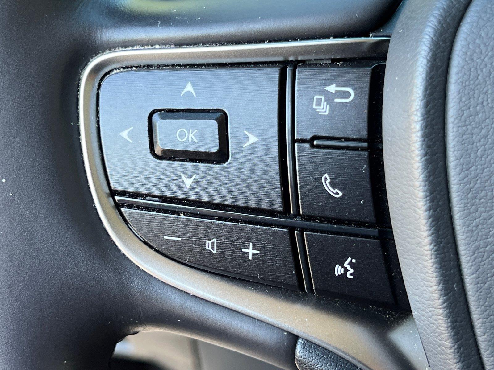 Used 2025 Lexus ES Sedan
