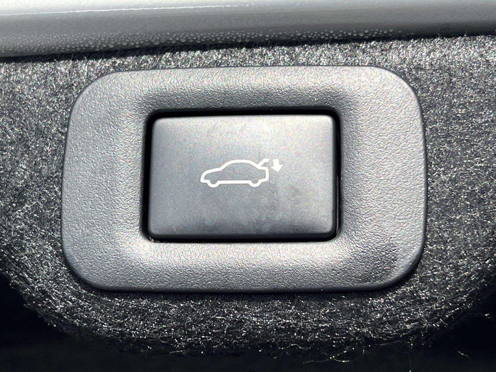 Used 2025 Lexus ES Sedan