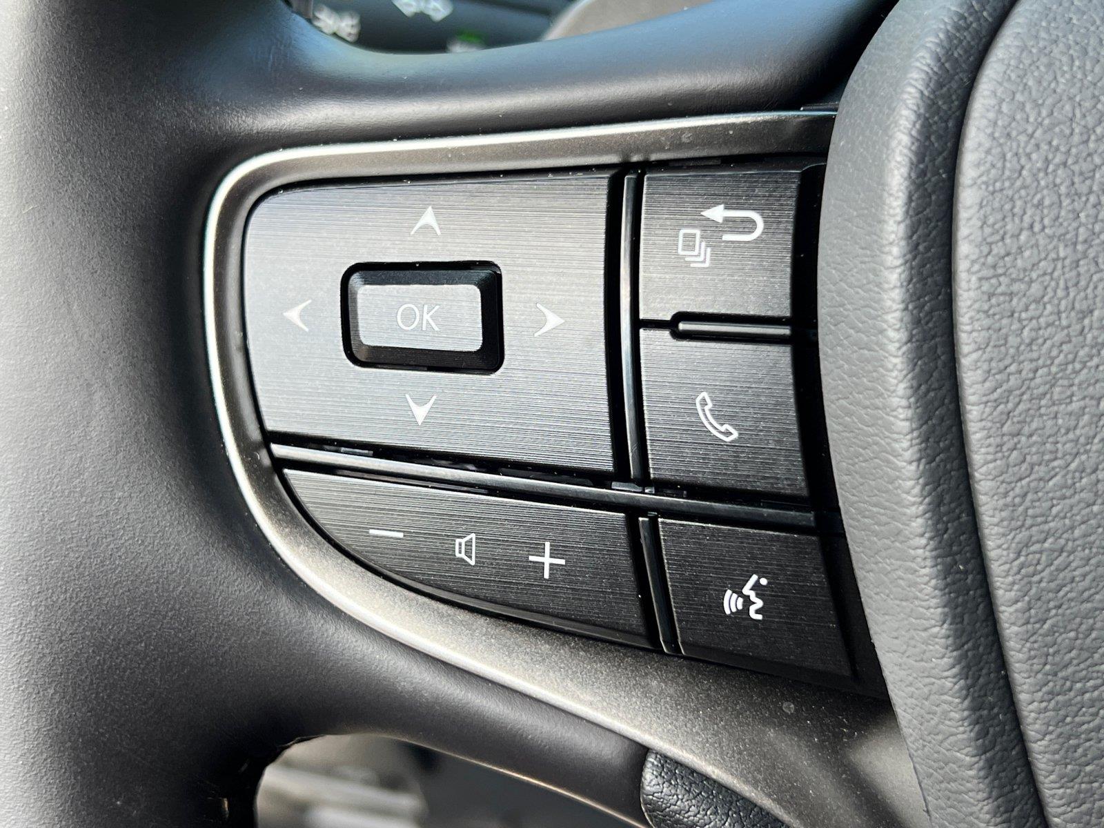 Used 2025 Lexus ES Sedan