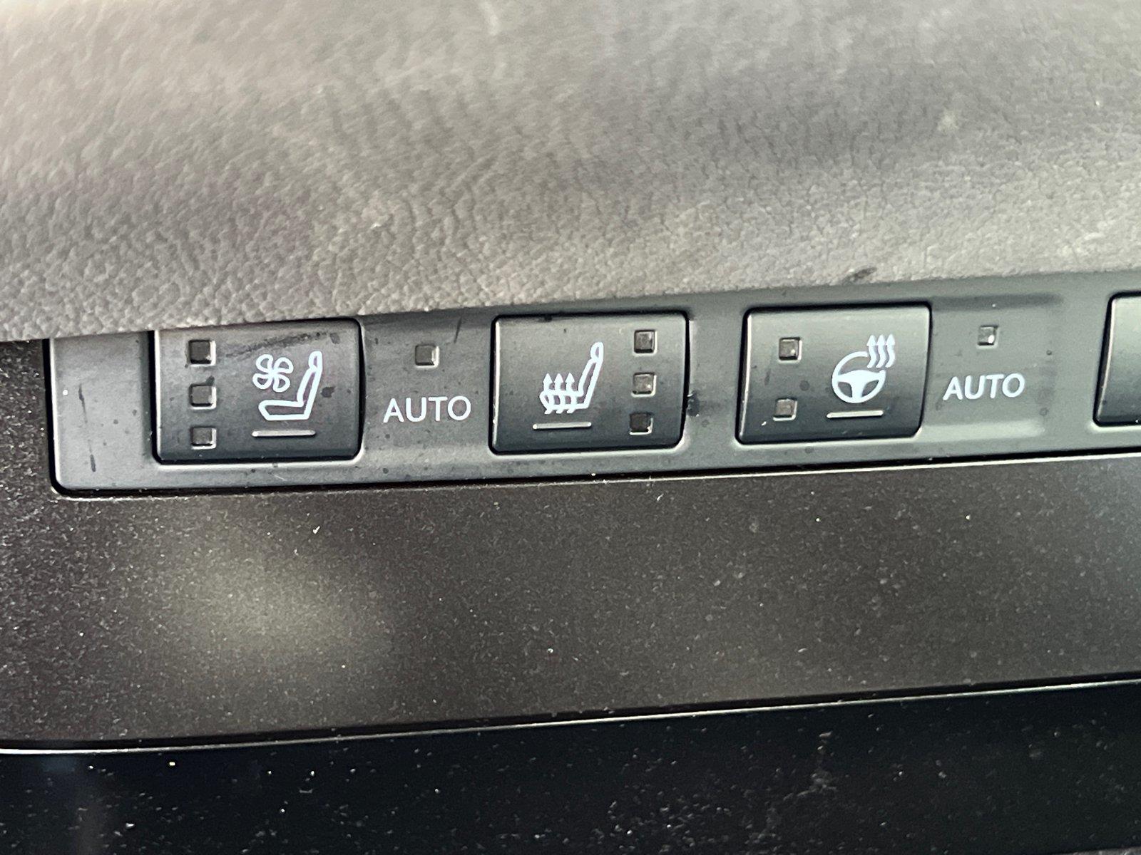 Used 2025 Lexus ES Sedan