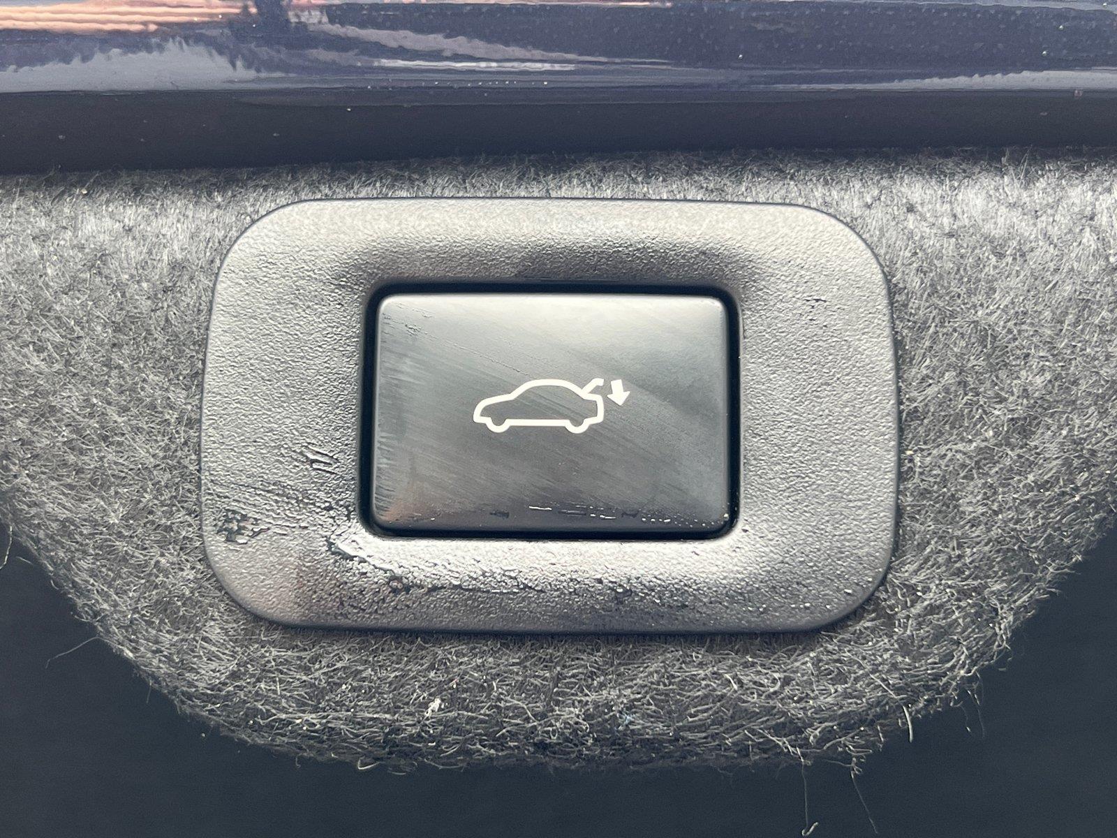 Used 2025 Lexus ES Sedan