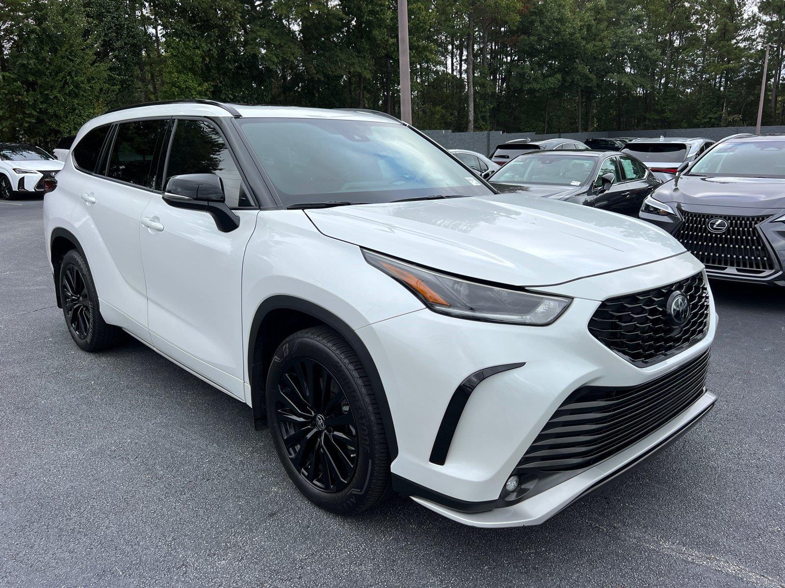 Used 2023 Toyota Highlander SUV