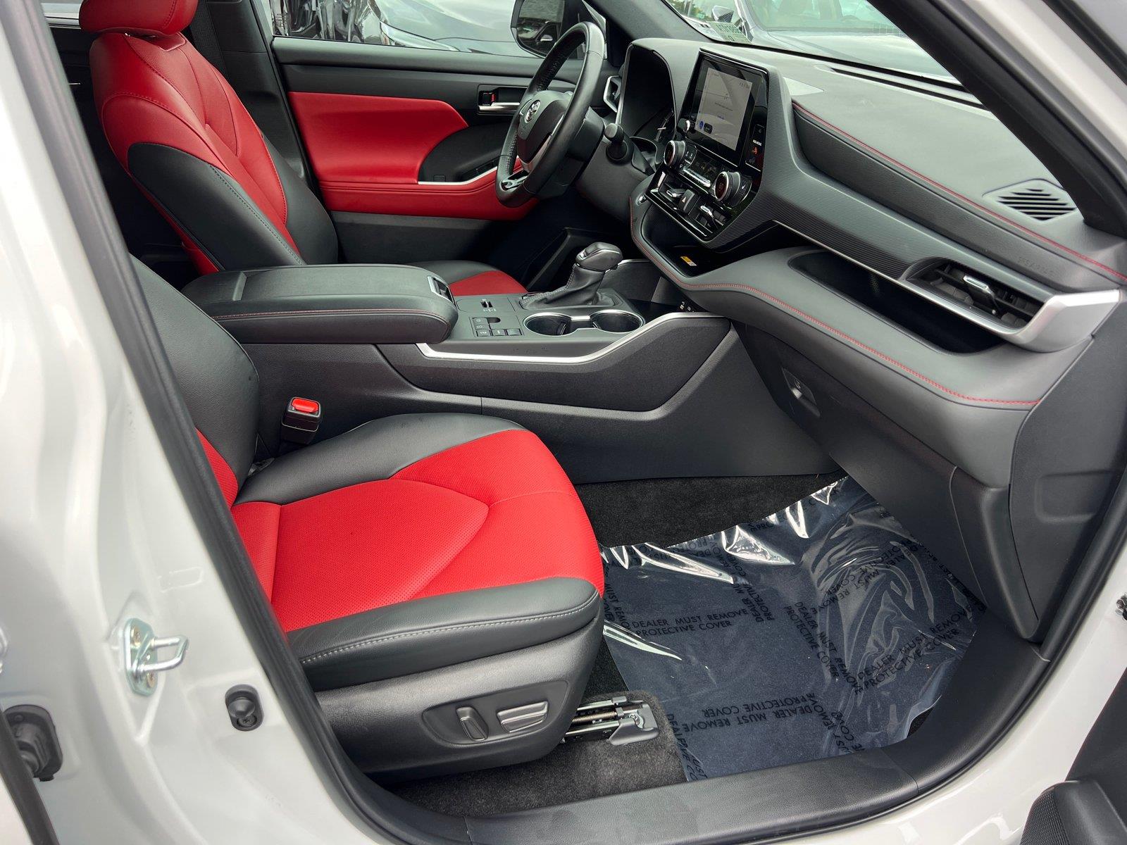 Used 2023 Toyota Highlander SUV