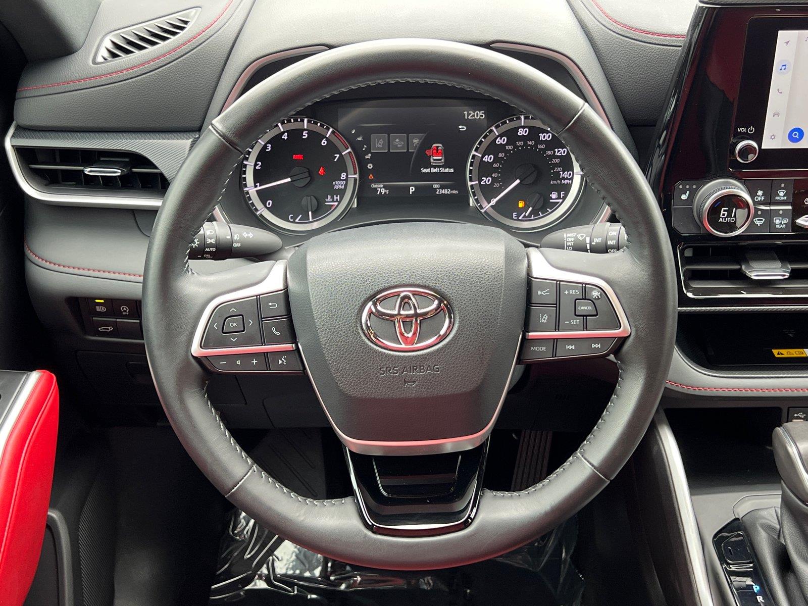 Used 2023 Toyota Highlander SUV