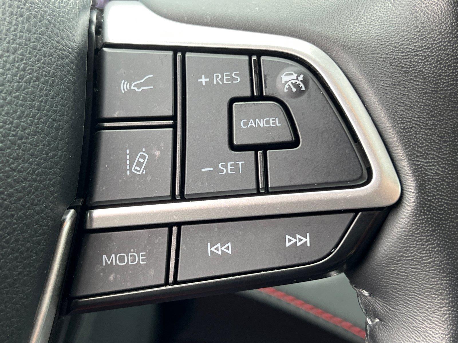 Used 2023 Toyota Highlander SUV