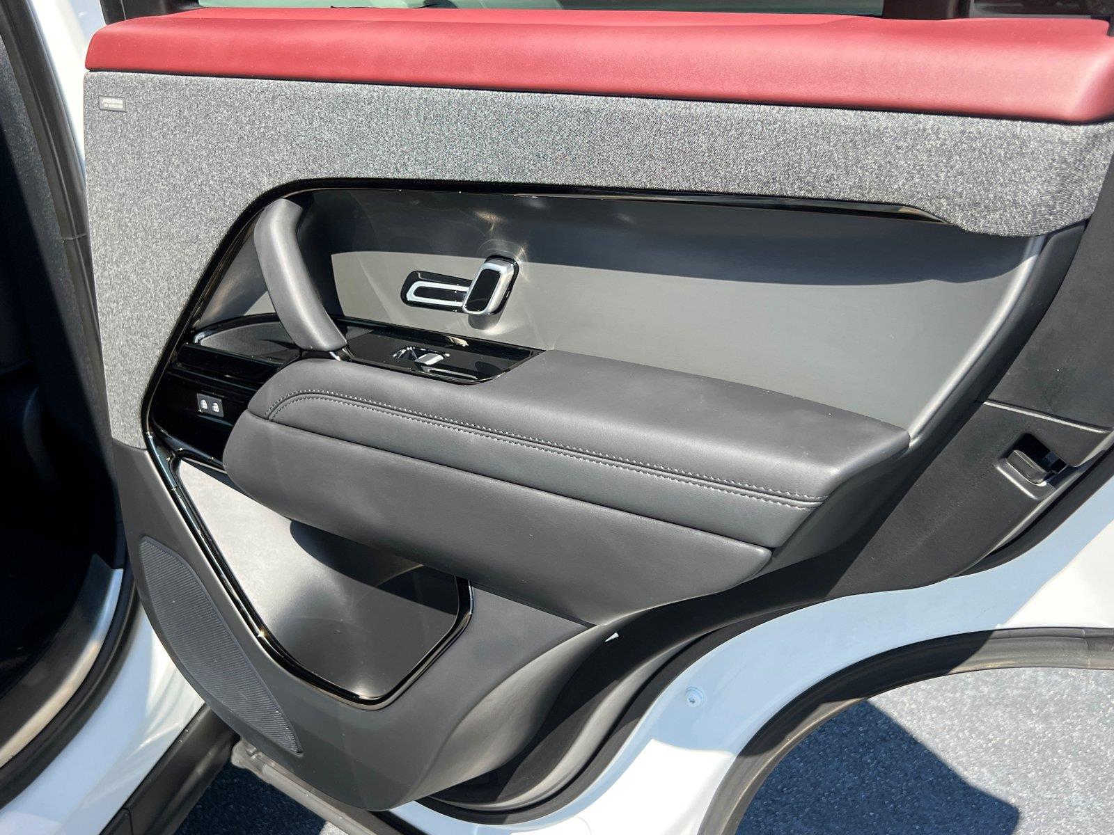 Used 2024 Land rover Range Rover Sport SUV