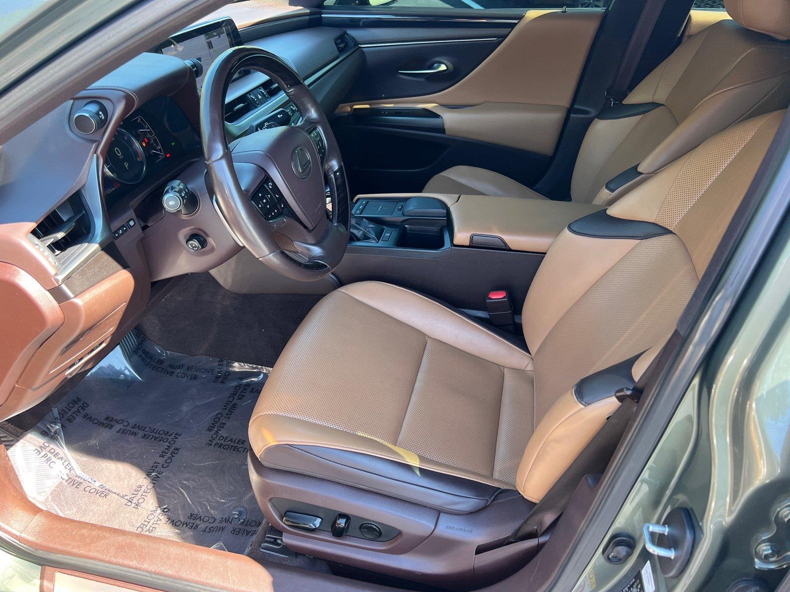 Used 2019 Lexus ES Sedan