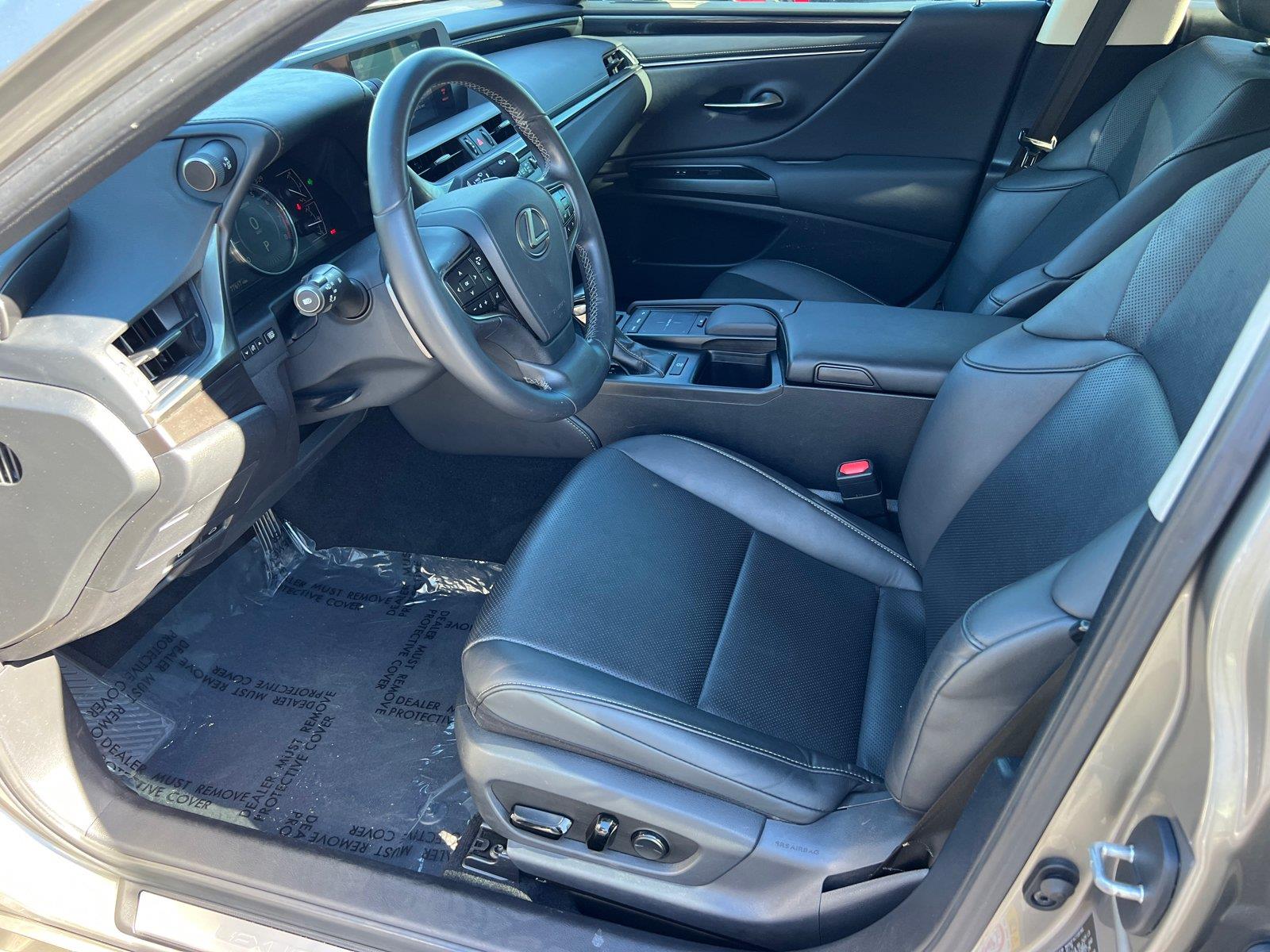 Used 2019 Lexus ES Sedan