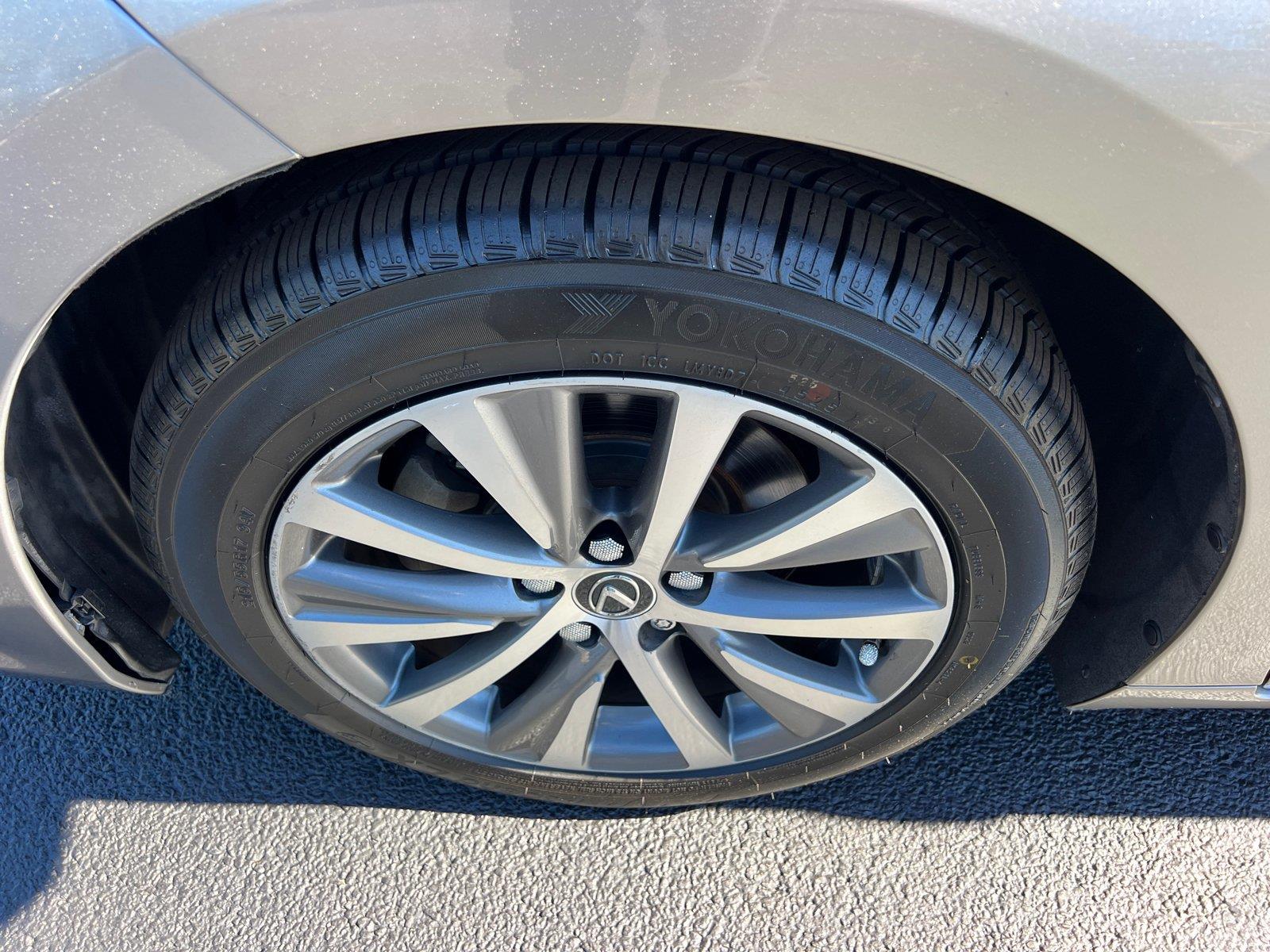 Used 2019 Lexus ES Sedan