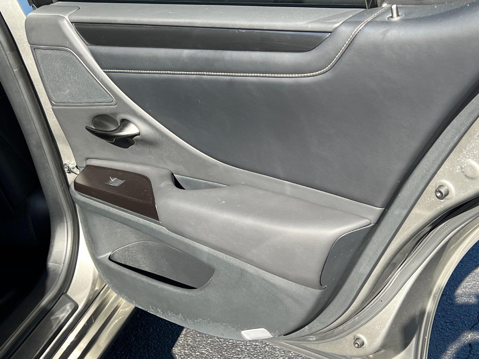 Used 2019 Lexus ES Sedan