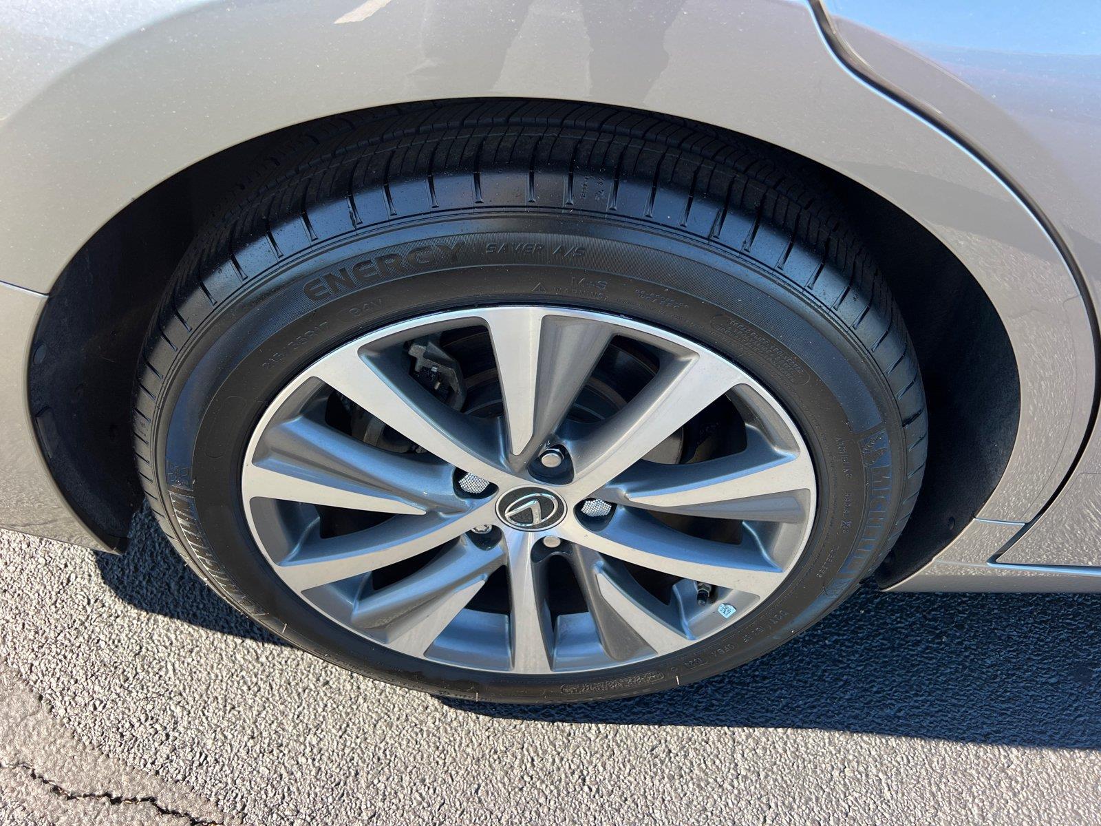 Used 2019 Lexus ES Sedan