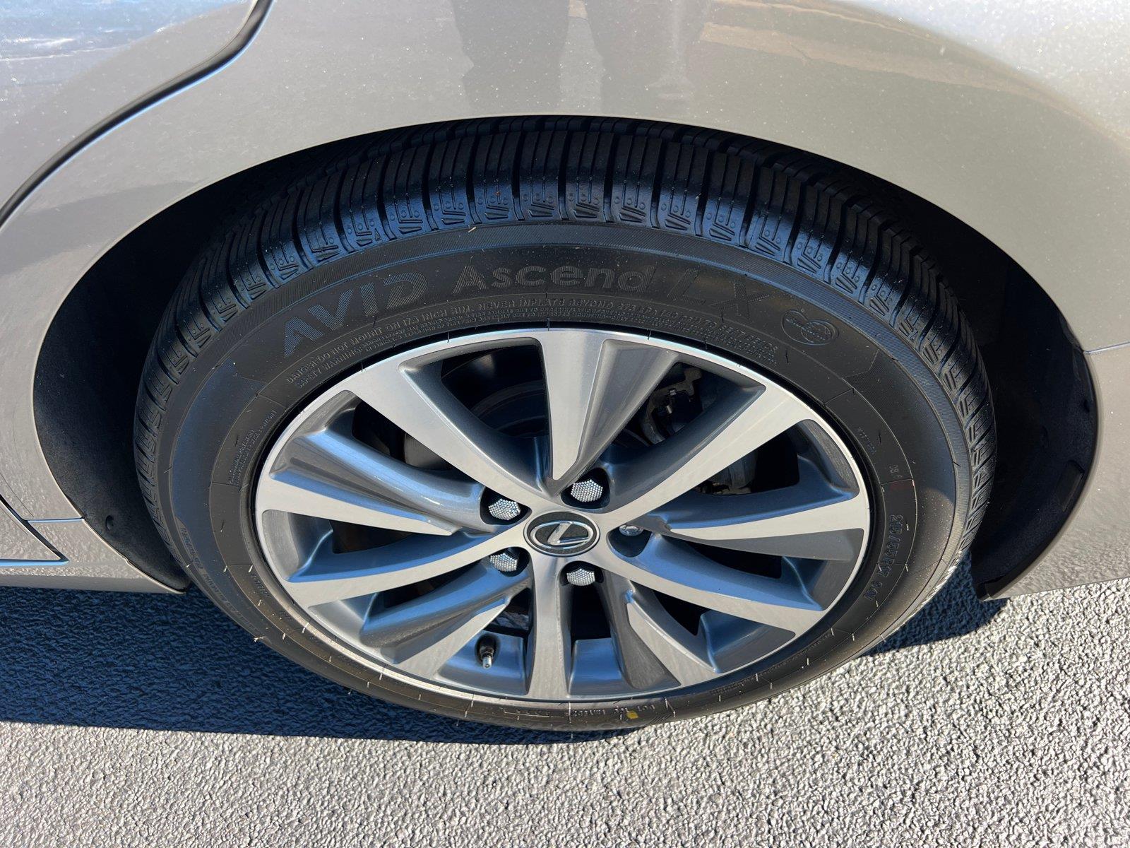 Used 2019 Lexus ES Sedan