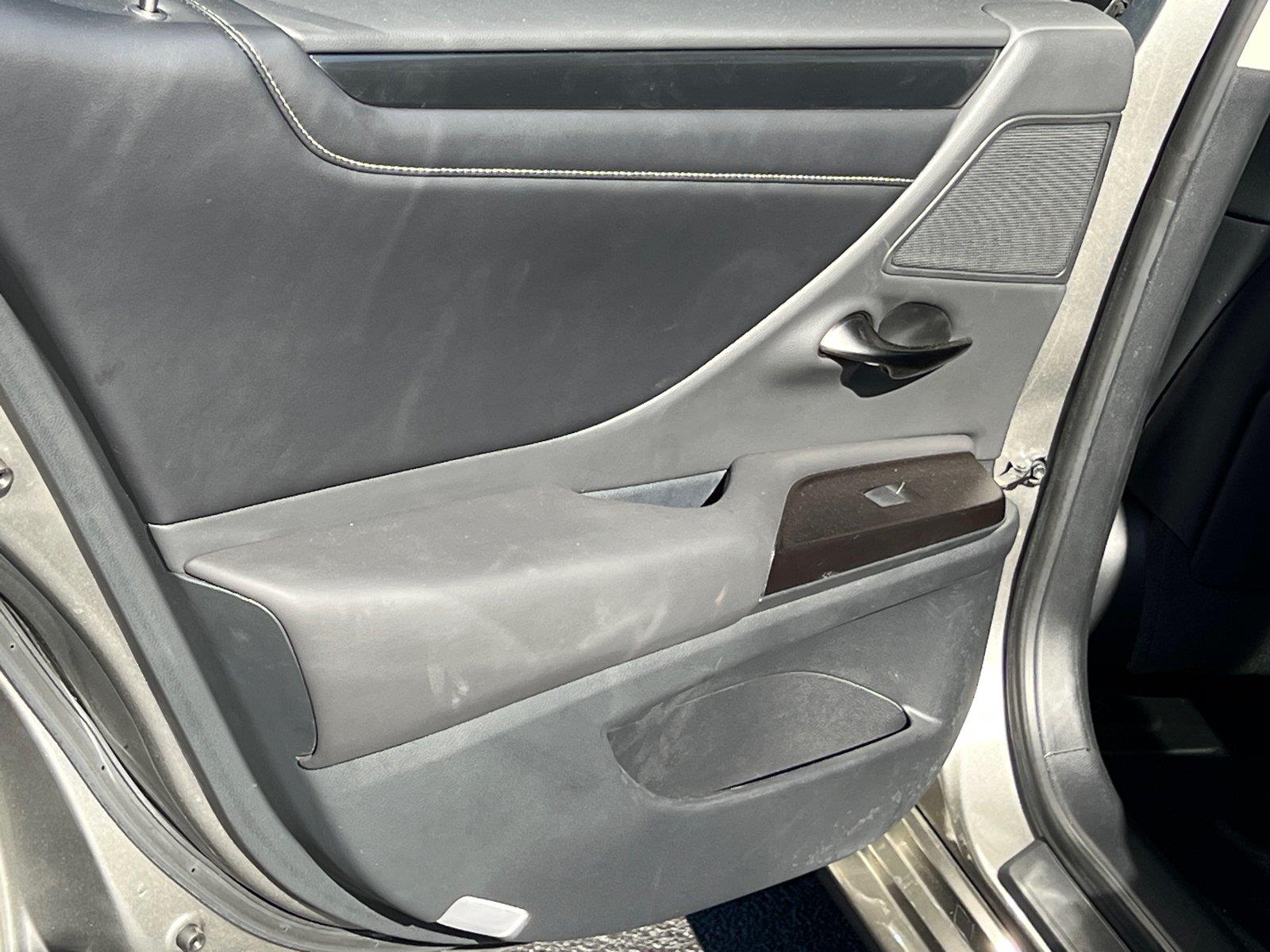 Used 2019 Lexus ES Sedan