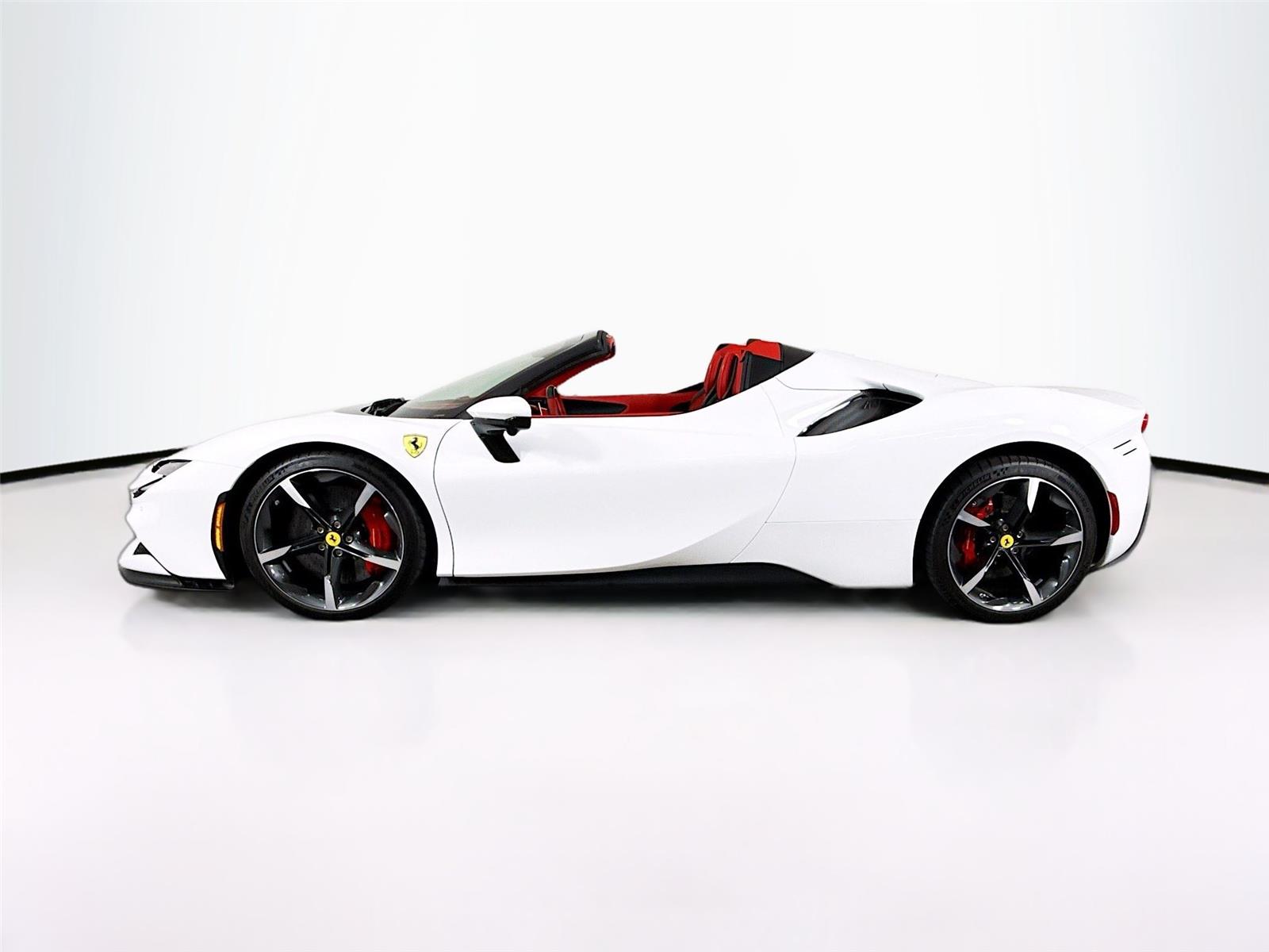 2024 Ferrari SF90 Base - Photo 14