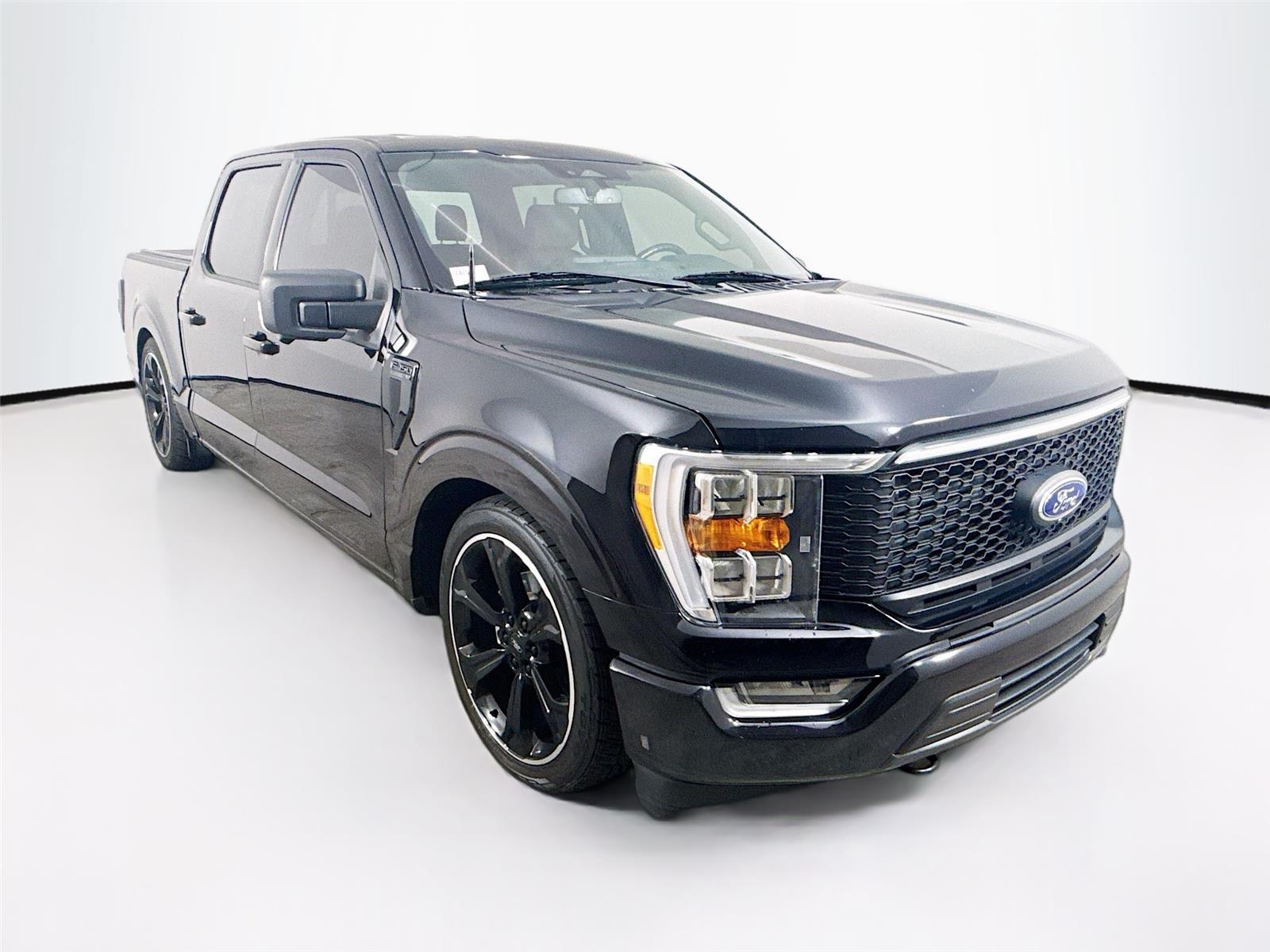 2022 Ford F-150 XLT's photo