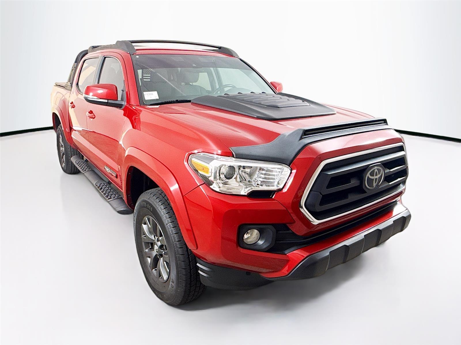 2022 Toyota Tacoma SR5's photo