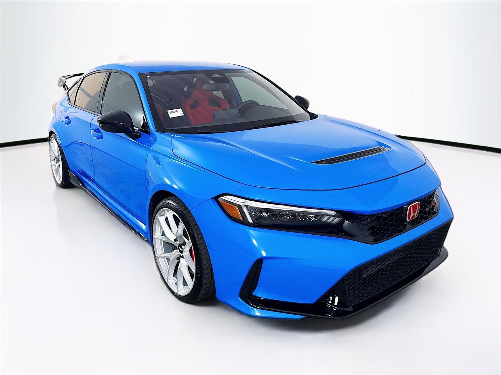 2024 Honda Civic Hatchback Type-R's photo